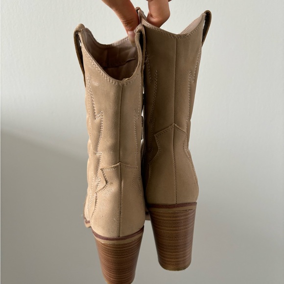 MIA | Heeled Cowboy Boots - Picture 3 of 4